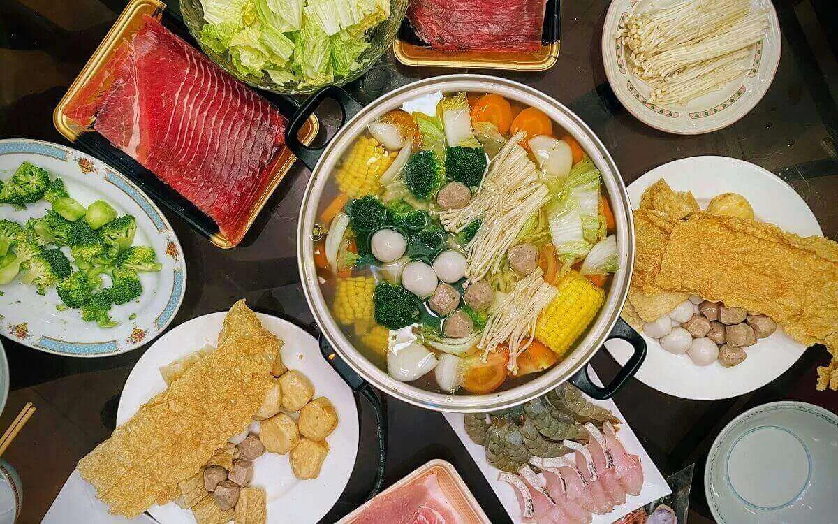 The 19 best restaurants and places to eat in Singapore