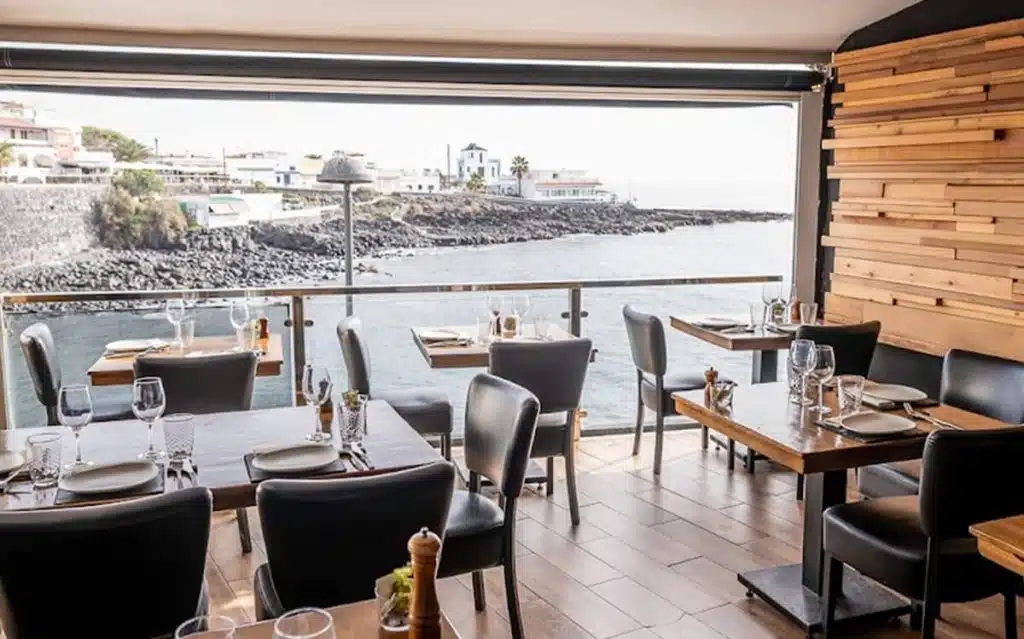 Fotocredit: Mirlo La Caleta Teneriffa