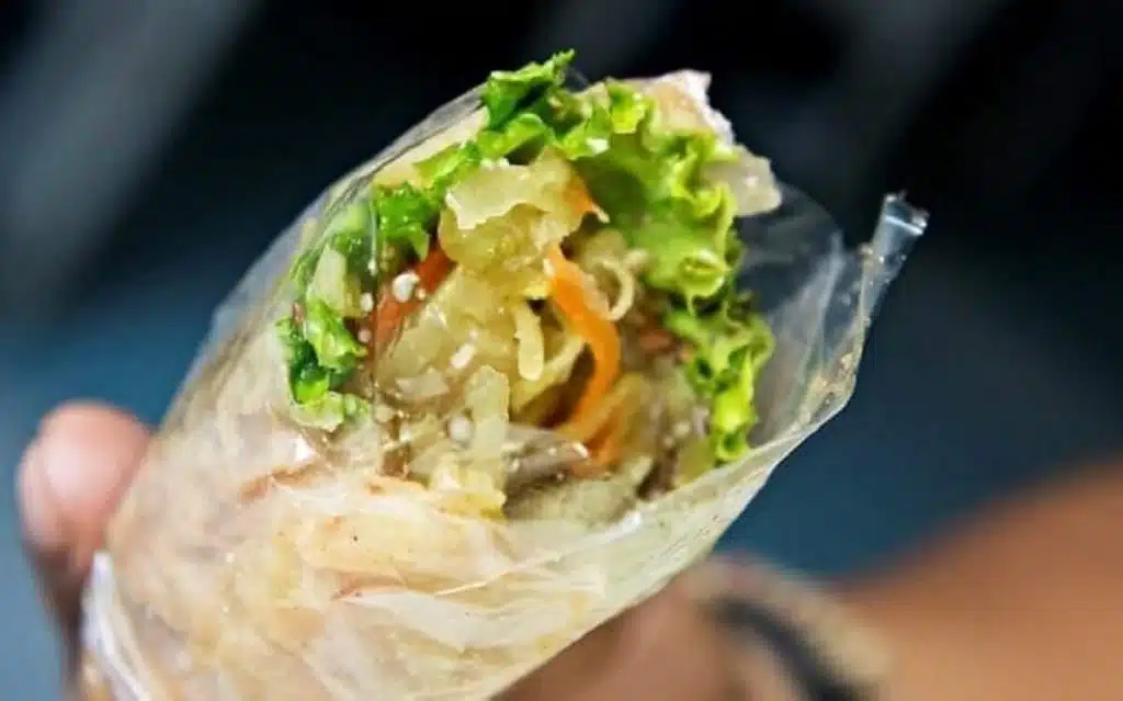 Image credit: Facebook, Globe Lumpia House Manila