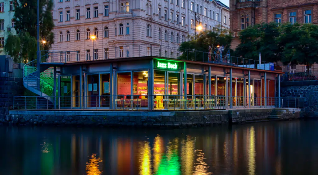 Sisters Bistro v Dlouhé